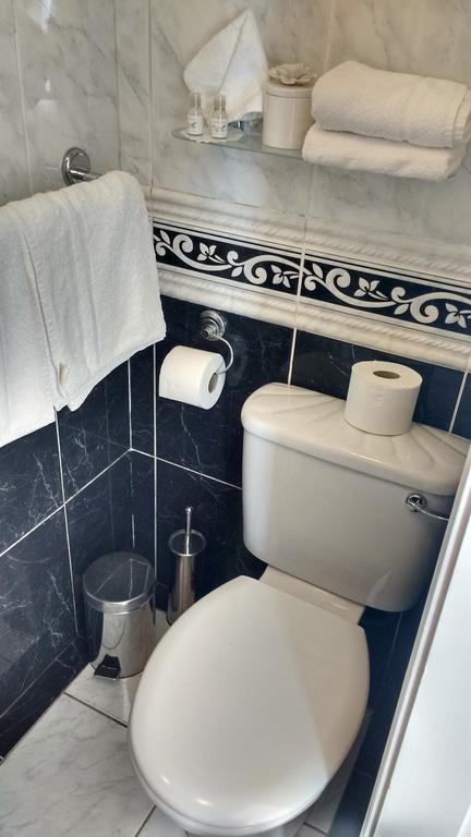 The Laurels B&B Kilkenny Bagian luar foto