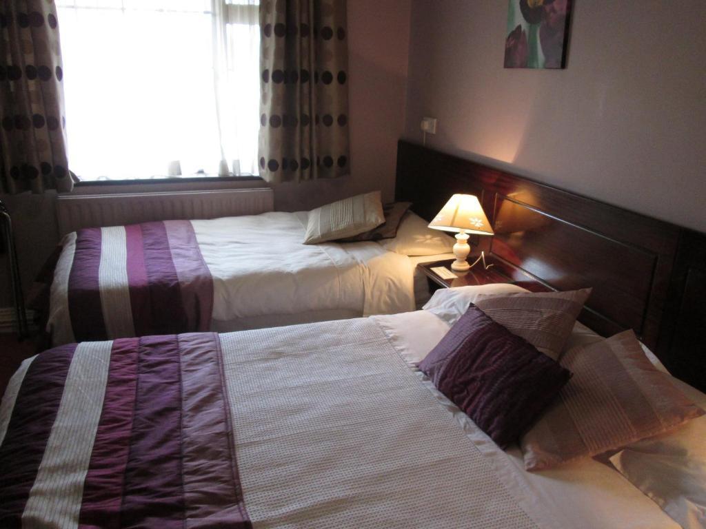 The Laurels B&B Kilkenny Bagian luar foto